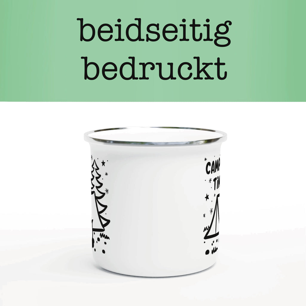 Weiße Emaille-Tasse mit silbernem Rand und schwarzem Motiv: Zelt, Lagerfeuer und Text „Camping Time“. Perfekte Camping-Tasse für Outdoor-Abenteuer.