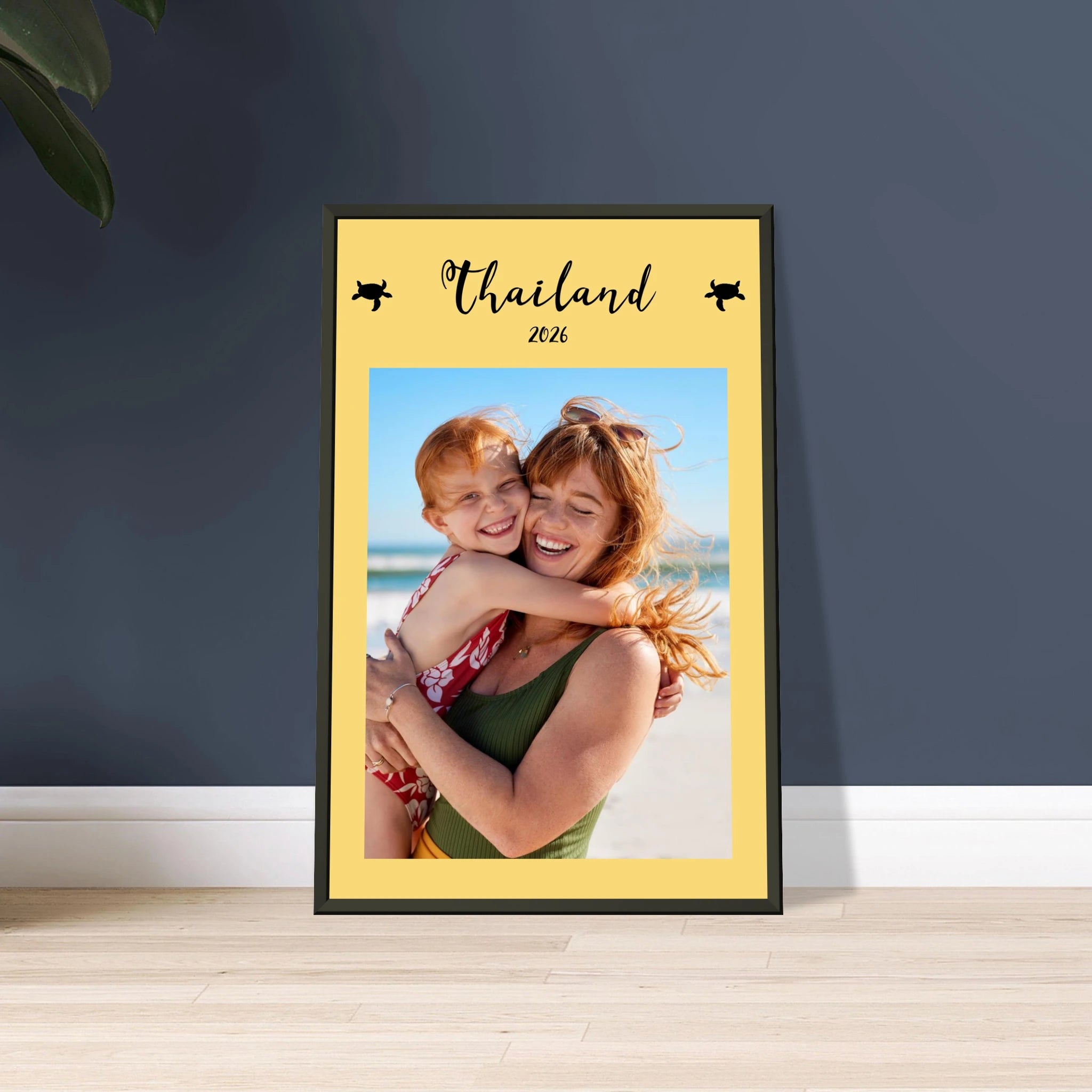 Personalisiertes Wandbild mit eigenem Foto, individuellem Text und modernem Rahmen