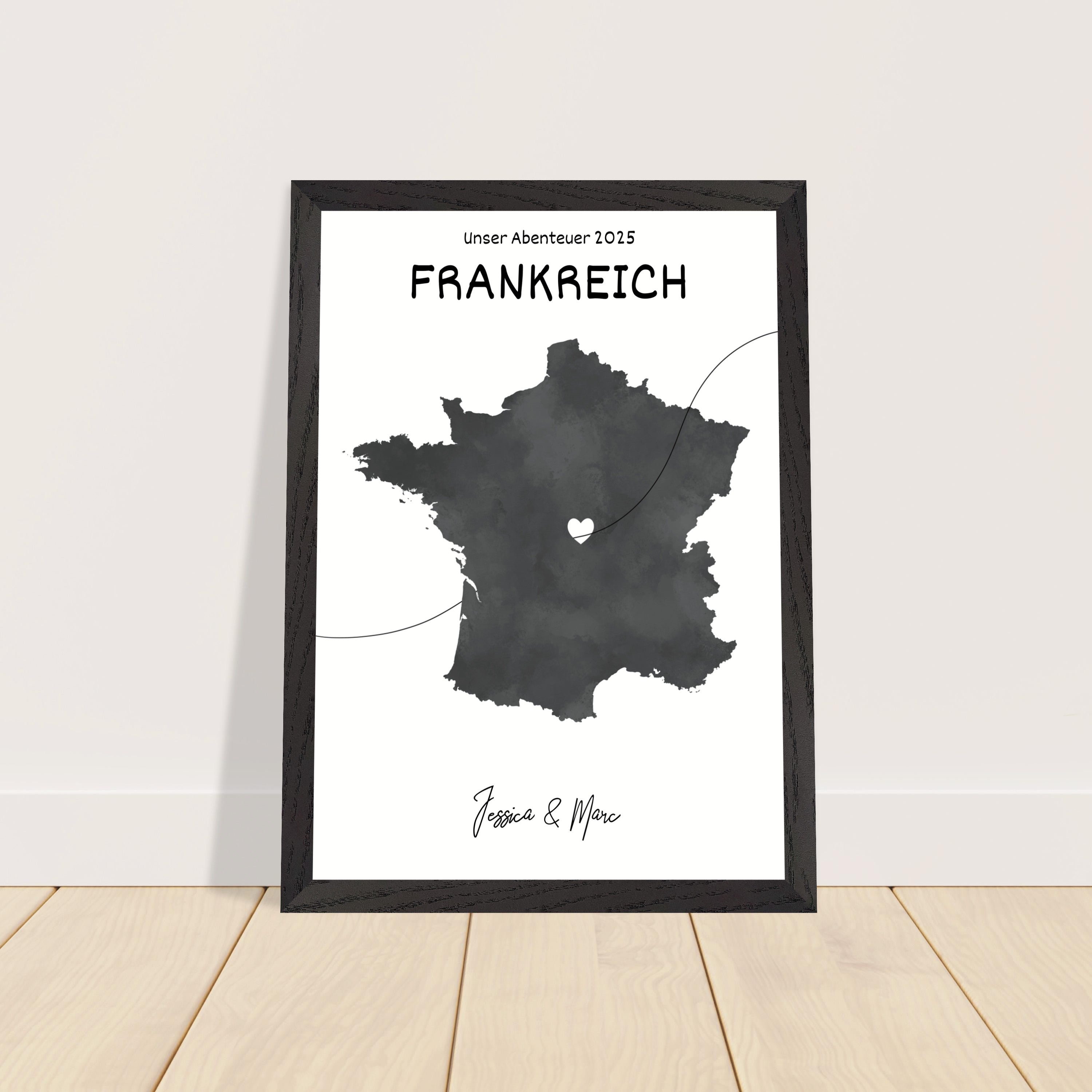 Personalisiertes Frankreich-Poster in Holzrahmen – Landkarte mit Namen, nachhaltiger Druck auf mattem Papier