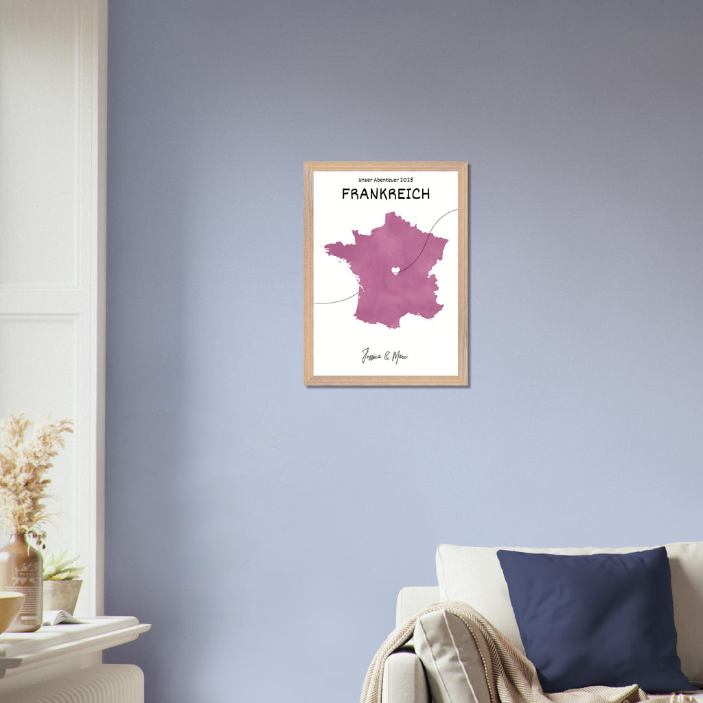 Personalisiertes Frankreich-Poster in Holzrahmen – Landkarte mit Namen, nachhaltiger Druck auf mattem Papier