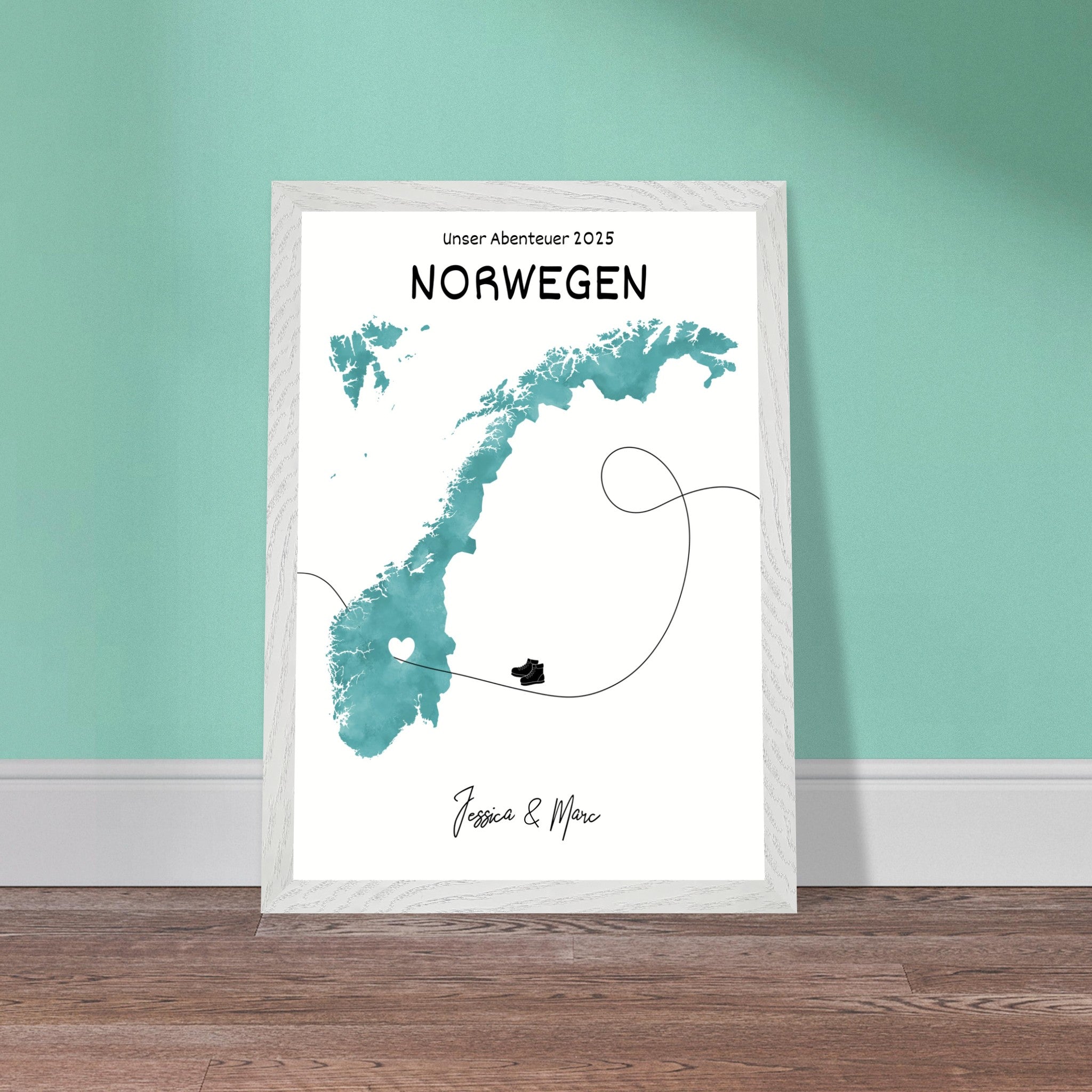 Personalisiertes Norwegen-Poster in Holzrahmen – Landkarte mit Namen, nachhaltiger Druck auf mattem Papier