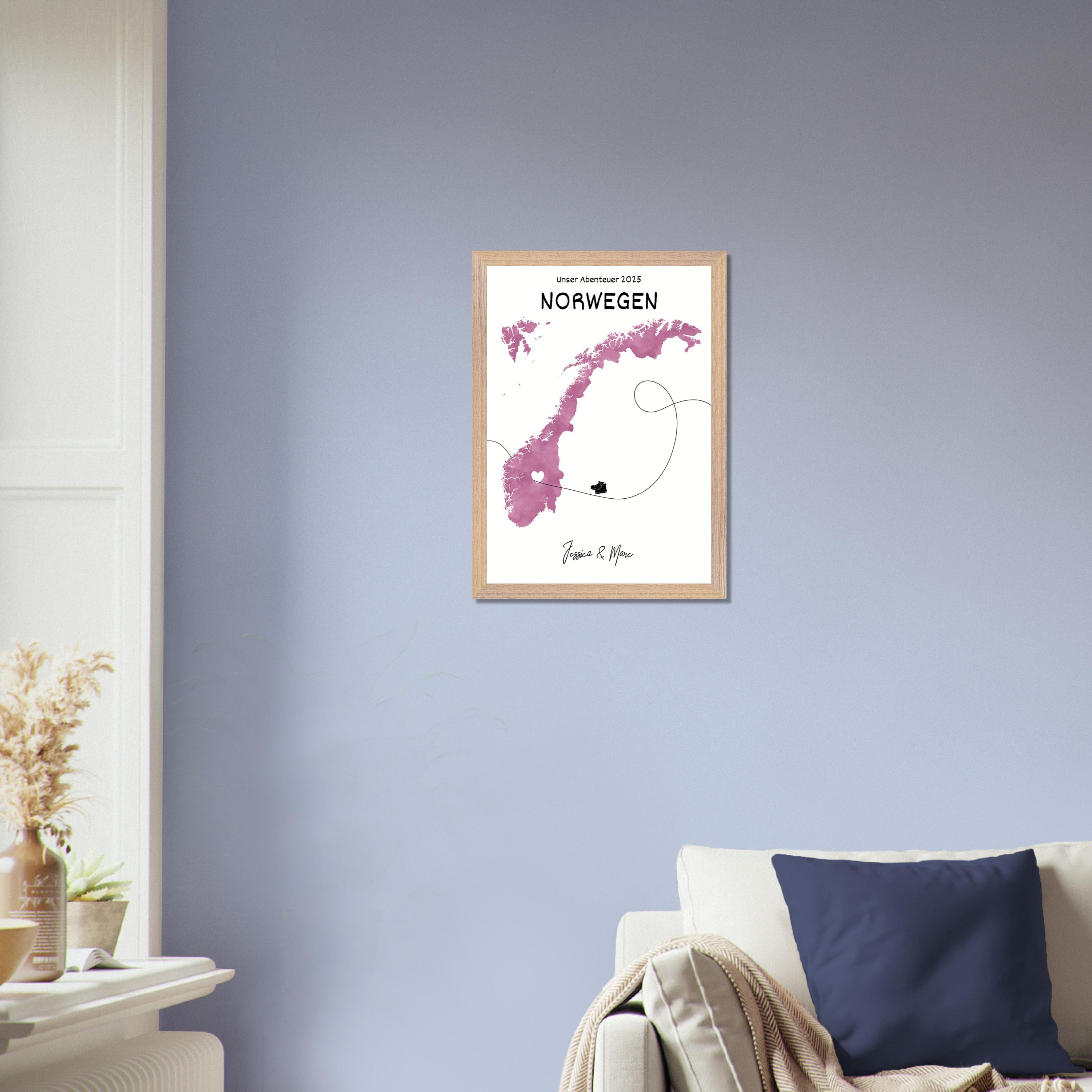 Personalisiertes Norwegen-Poster in Holzrahmen – Landkarte mit Namen, nachhaltiger Druck auf mattem Papier