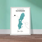 Personalisiertes Schweden-Poster in Holzrahmen – Landkarte mit Namen, nachhaltiger Druck auf mattem Papier