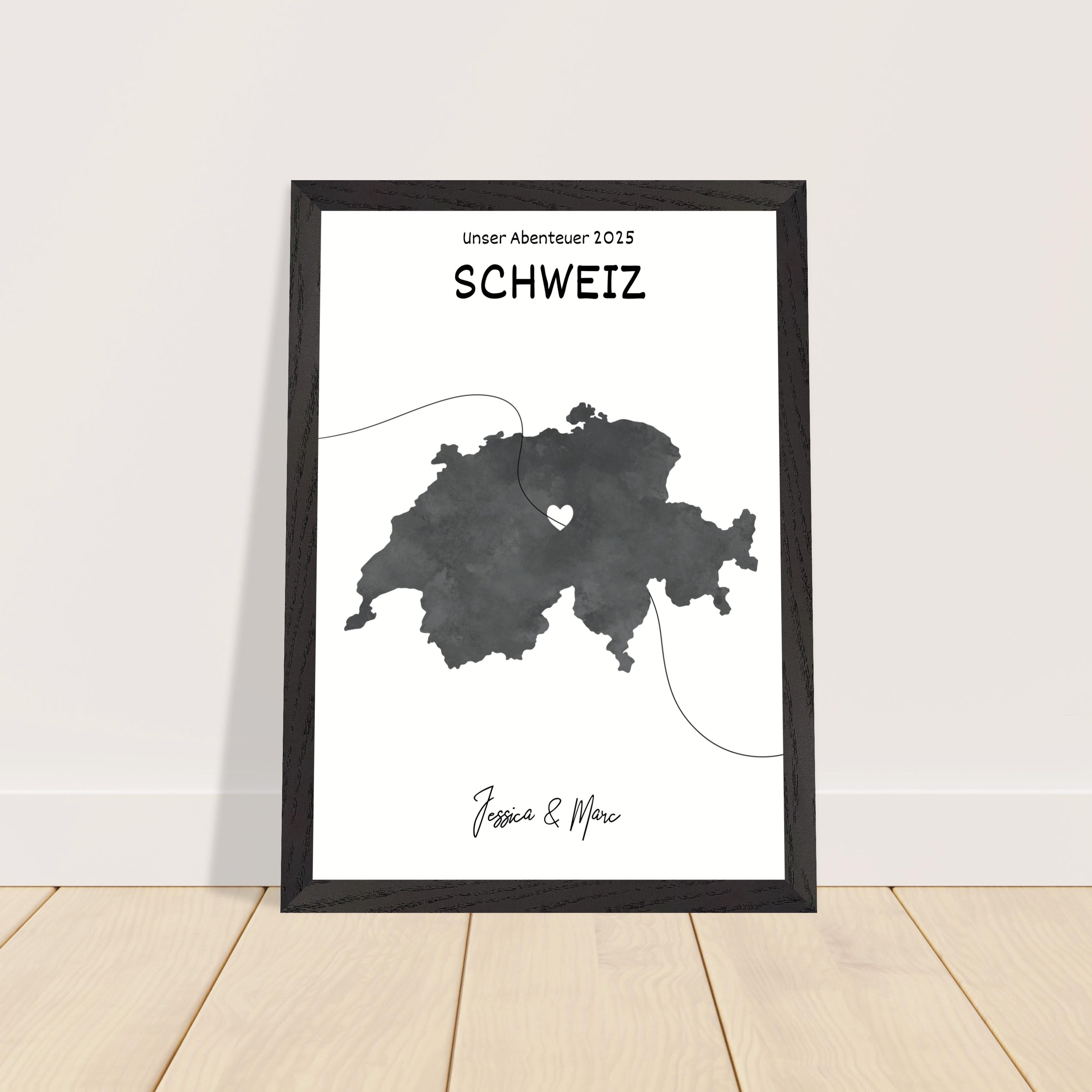 Personalisiertes Schweiz-Poster in Holzrahmen – Landkarte mit Namen, nachhaltiger Druck auf mattem Papier