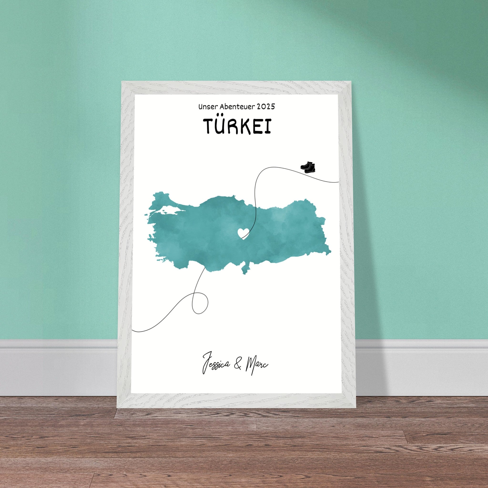 Personalisiertes Türkei-Poster in Holzrahmen – Landkarte mit Namen, nachhaltiger Druck auf mattem Papier